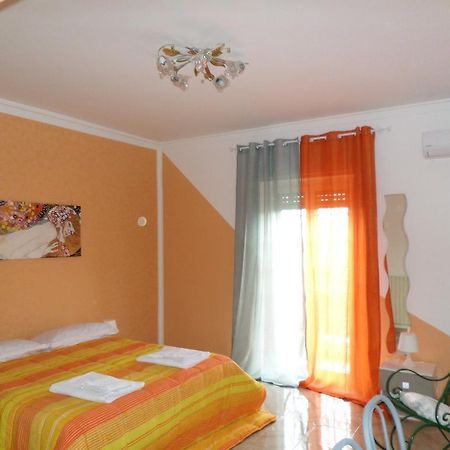 B&B Villino Lory Marino Rum bild