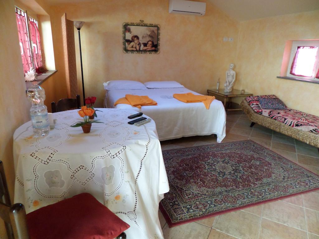 B&B Villino Lory Marino Rum bild