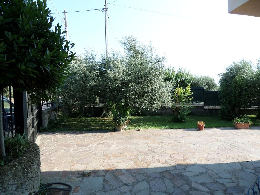 B&B Villino Lory Marino Exteriör bild
